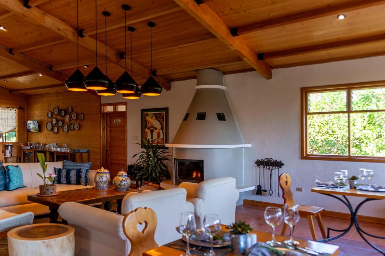 Hotel Boutique Y Restaurante Paniste Santa Cruz Verapaz Bagian luar foto